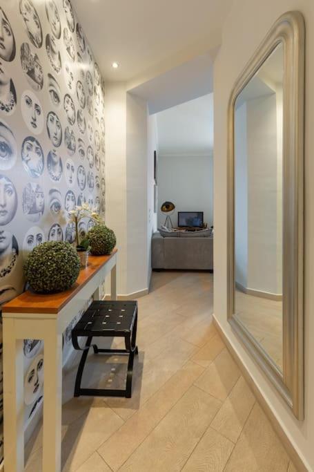 Apartment Designer Dream With Balcony At Vaci Street *